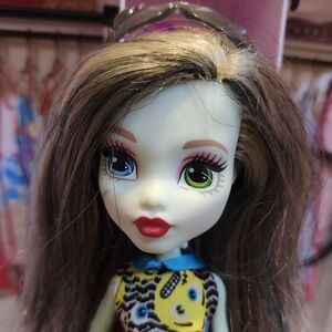 2016 Emoji Frankie Stein